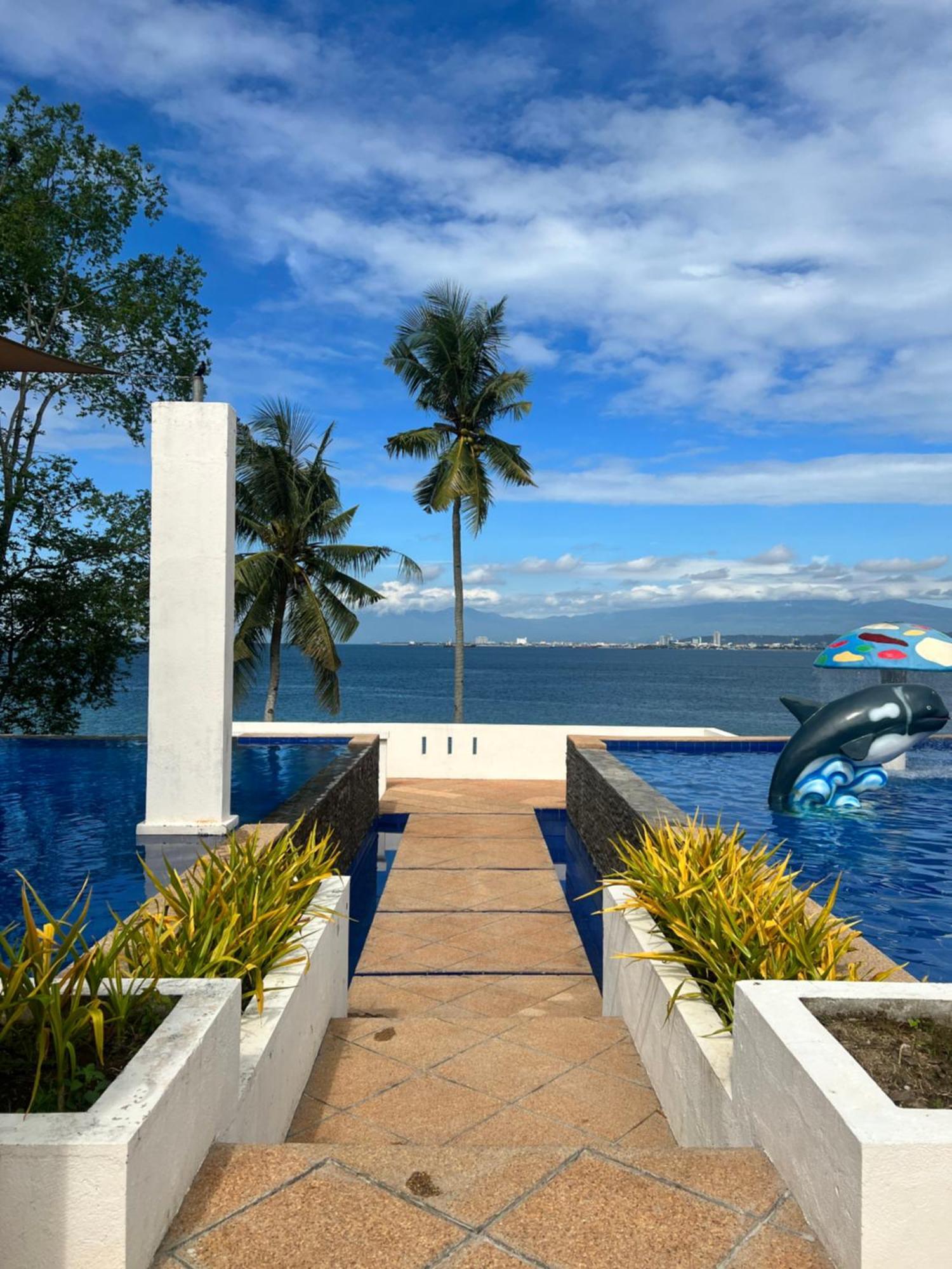 Crusoe Cabins Costa Azalea Samal Exterior photo
